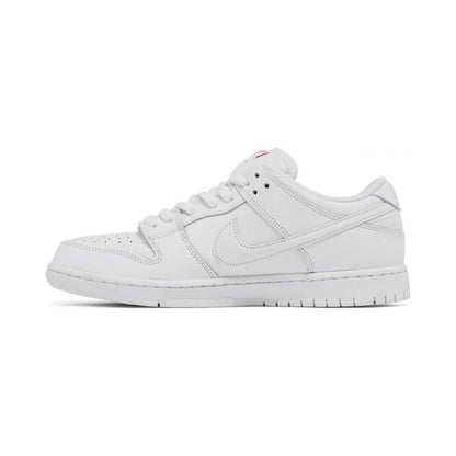Nike SB Dunk All White