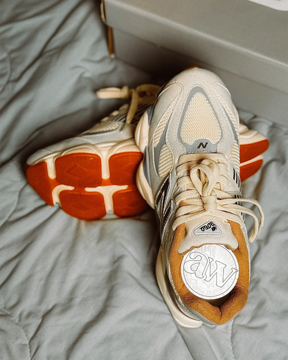 New Balance 9060 Off White/Cinza