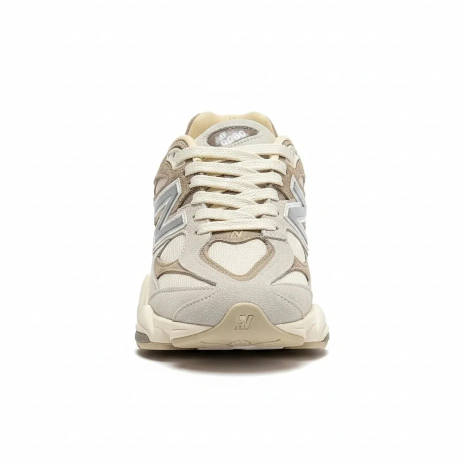 Tênis New Balance 9060 Off/Café