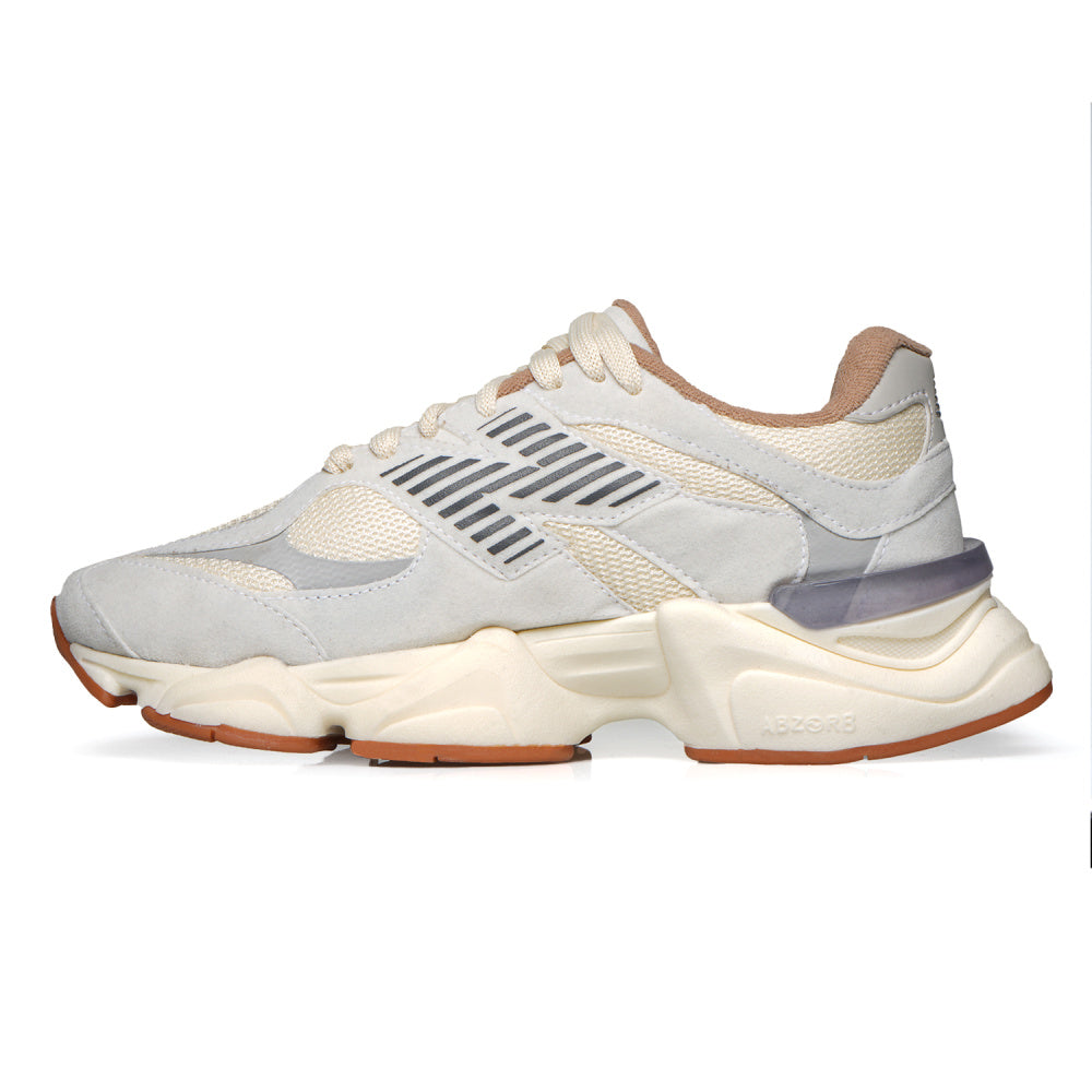 Tênis New Balance 9060 Off White/Cinza: Estilo Retrô Futurista, Conforto Robusto e Versátil